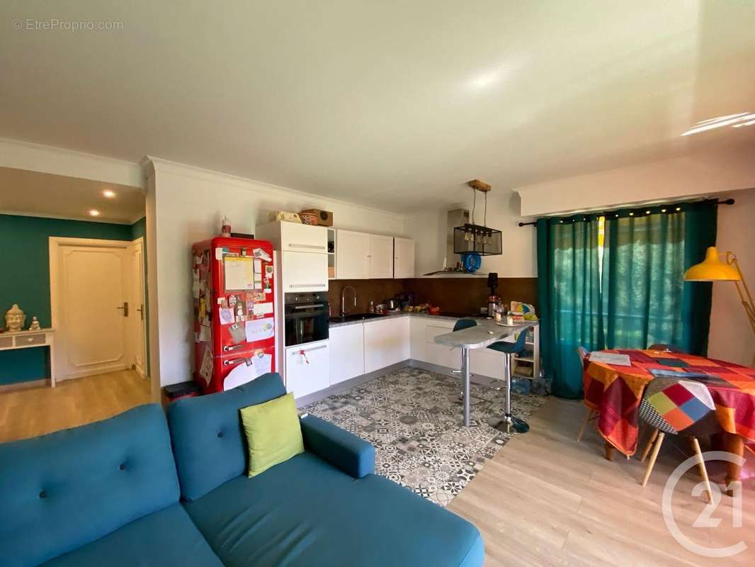 Appartement à ROQUEBRUNE-CAP-MARTIN