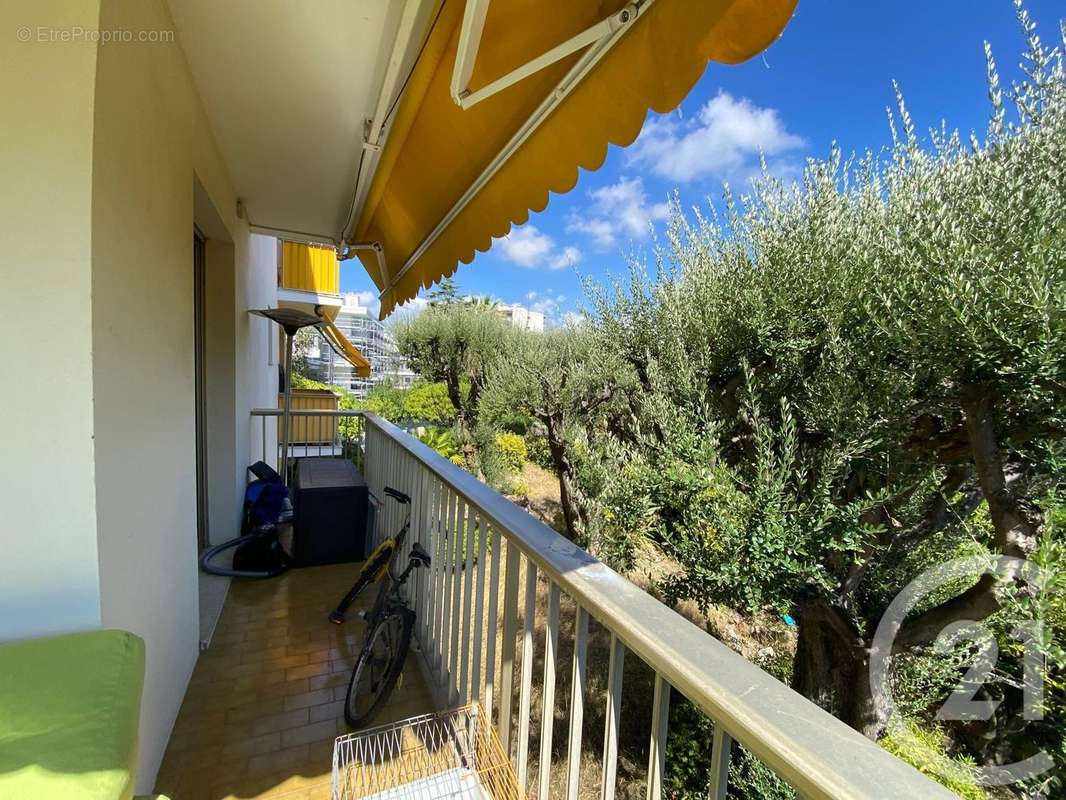 Appartement à ROQUEBRUNE-CAP-MARTIN