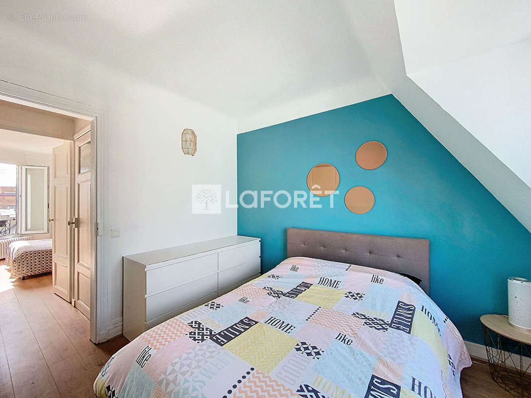 Appartement à PARIS-15E