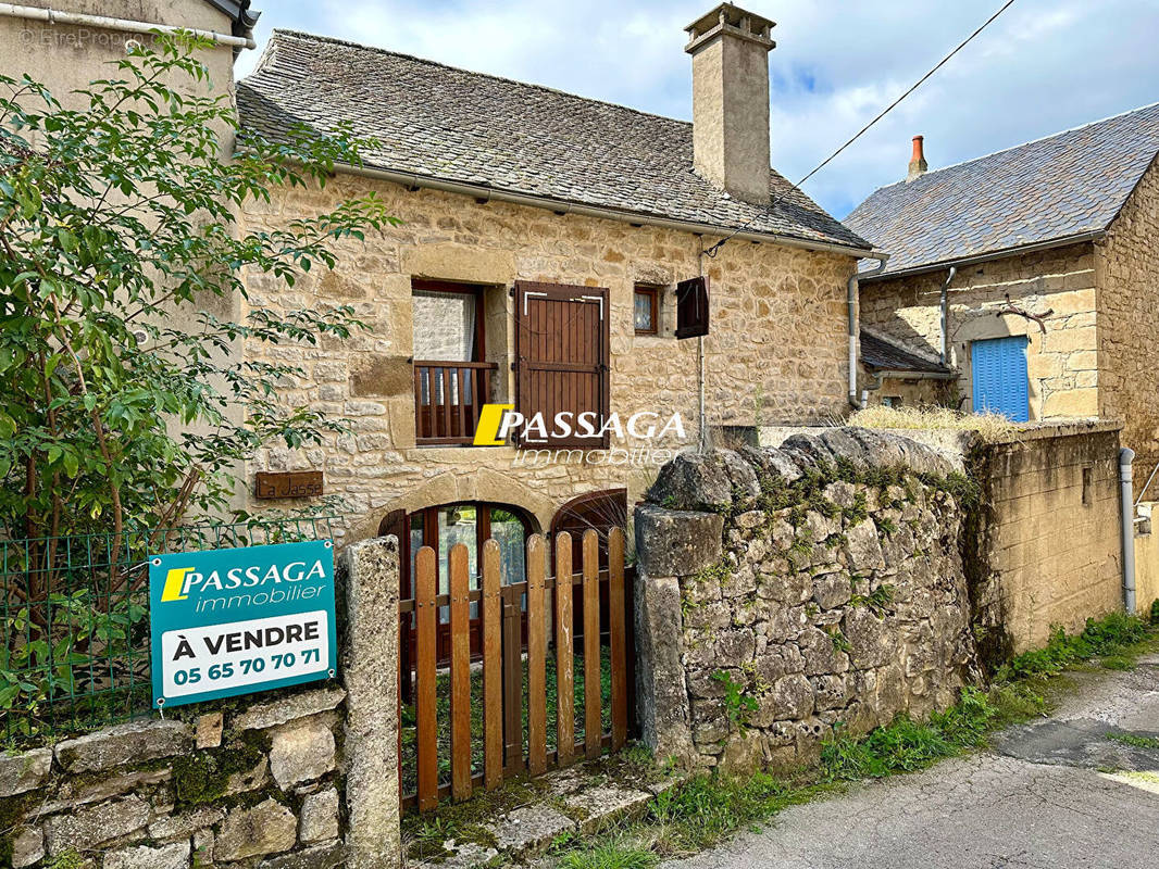 Maison à SEVERAC-LE-CHATEAU