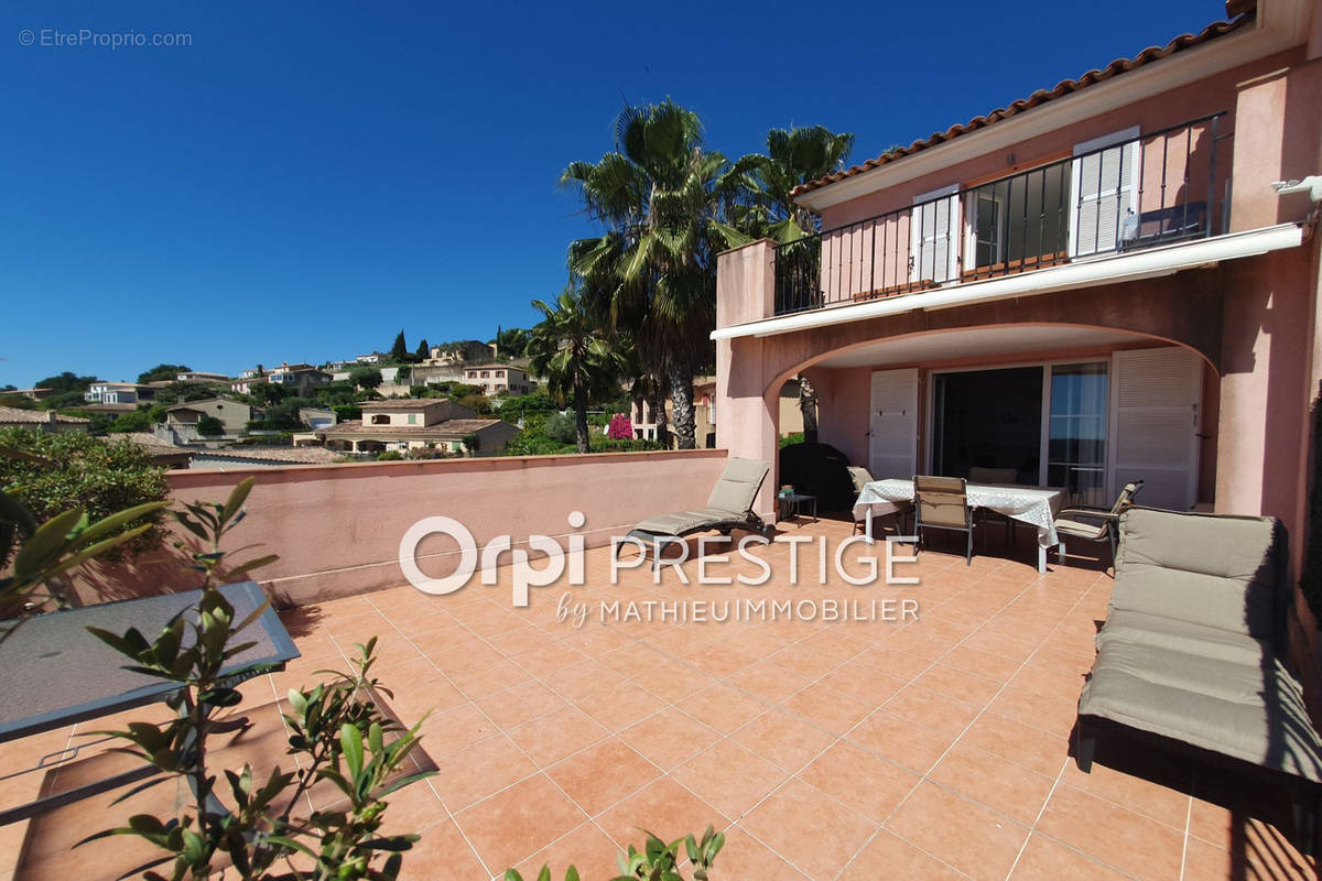 Maison à VILLENEUVE-LOUBET