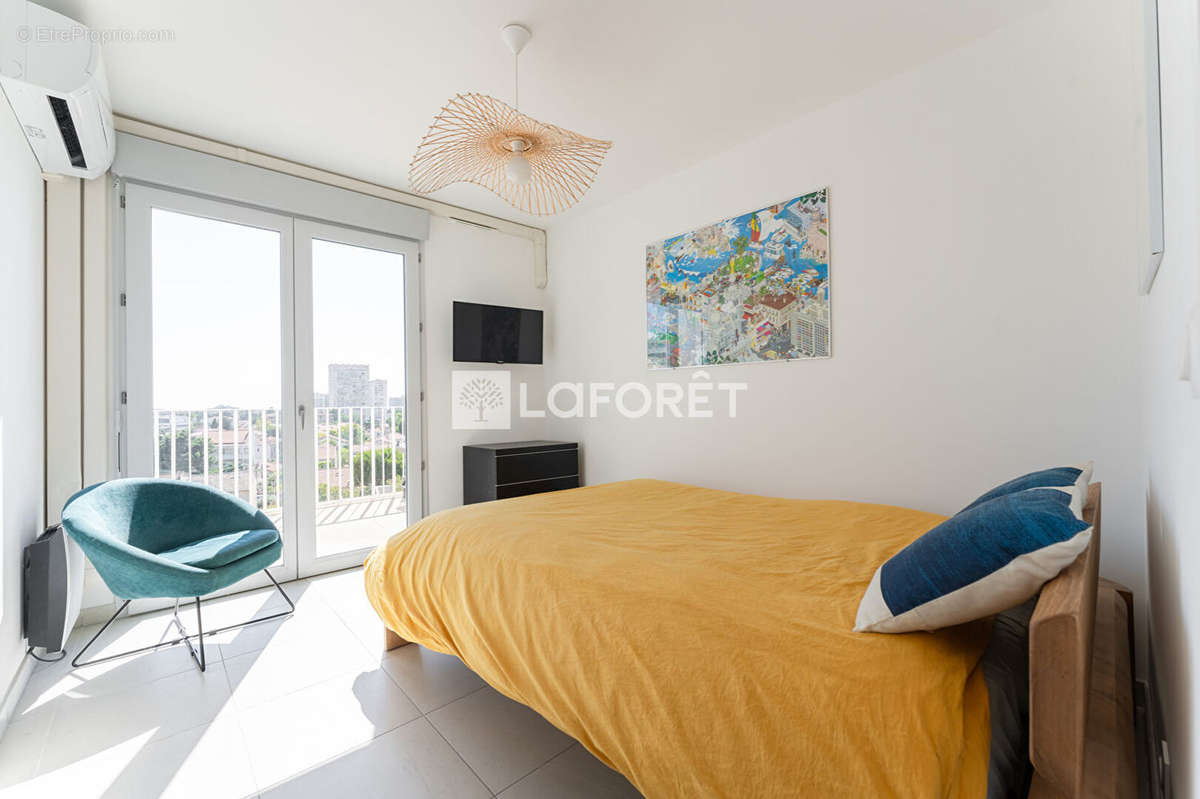 Appartement à MARSEILLE-9E