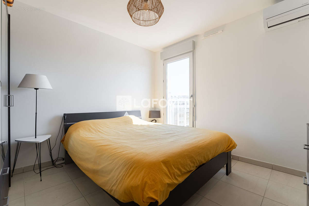 Appartement à MARSEILLE-9E