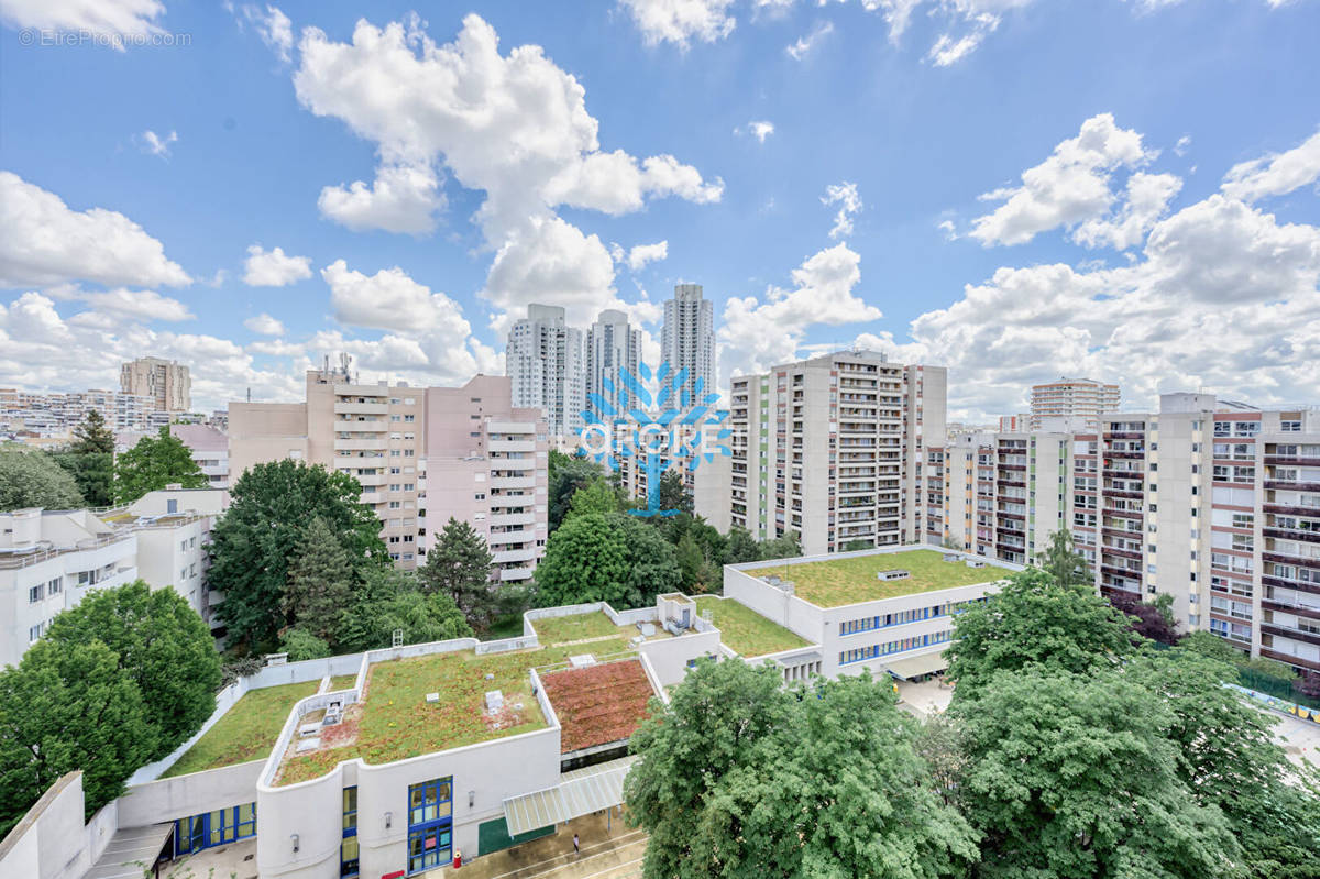 Appartement à PARIS-19E