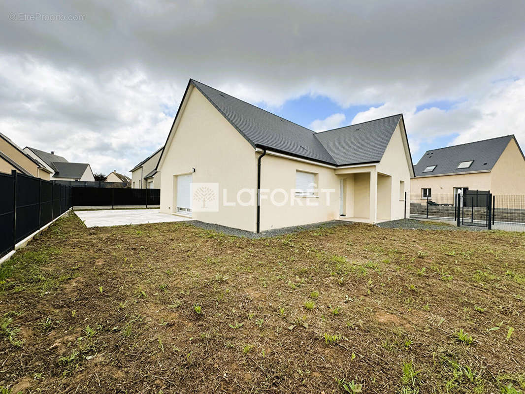 Maison à POTIGNY