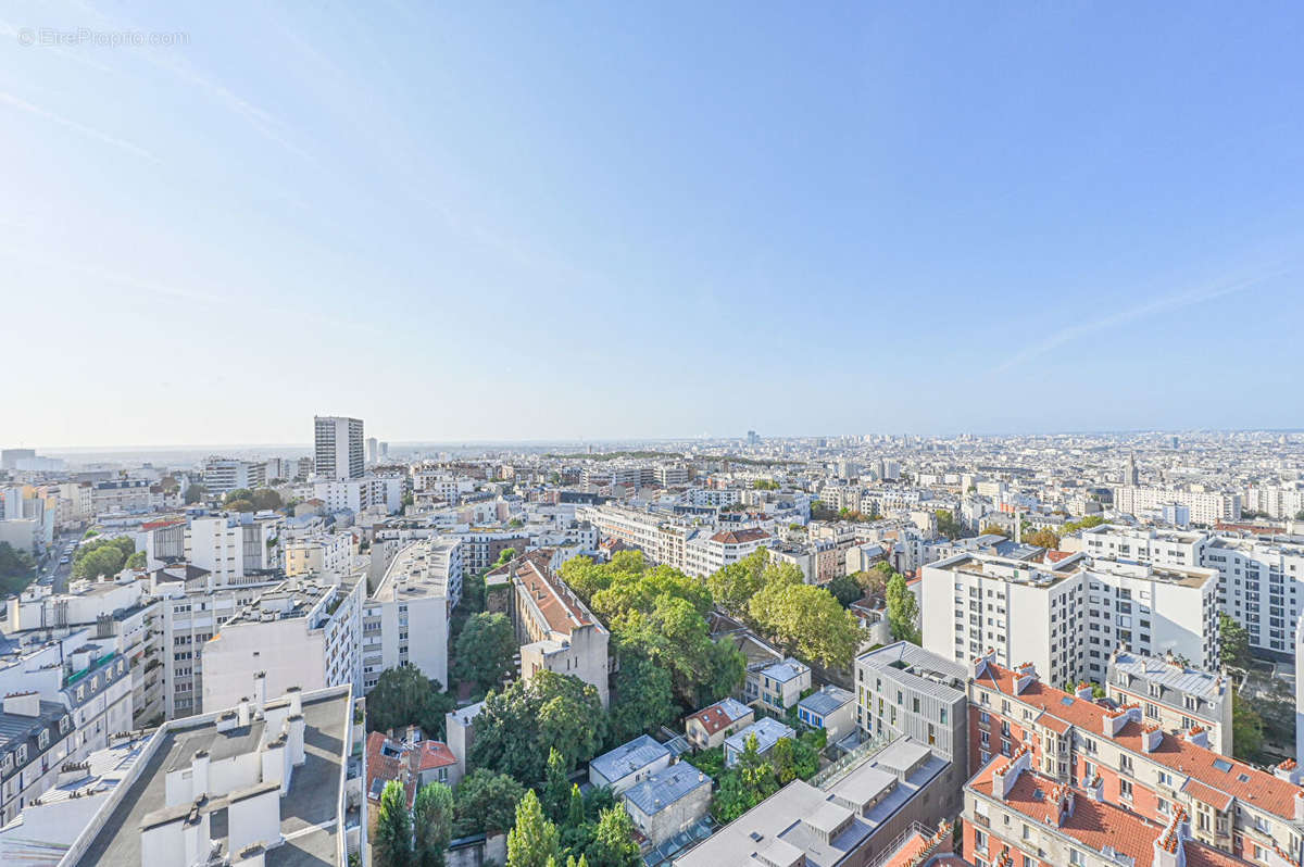 Appartement à PARIS-20E