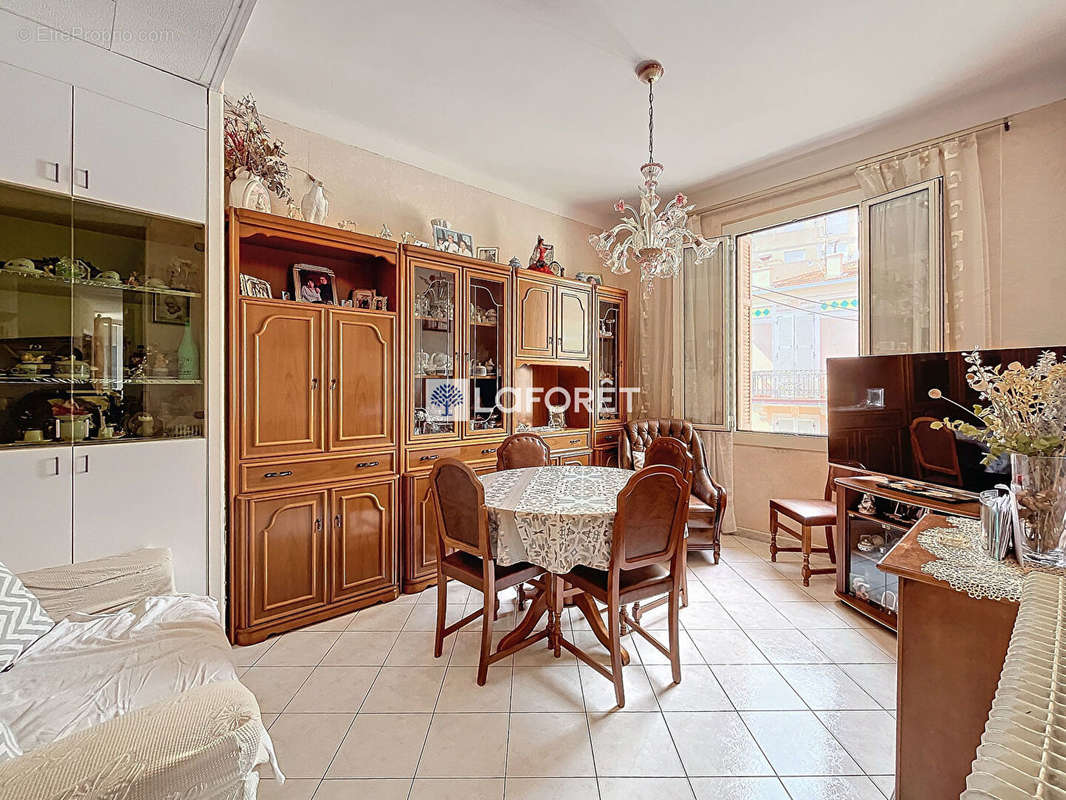 Appartement à BEAUSOLEIL