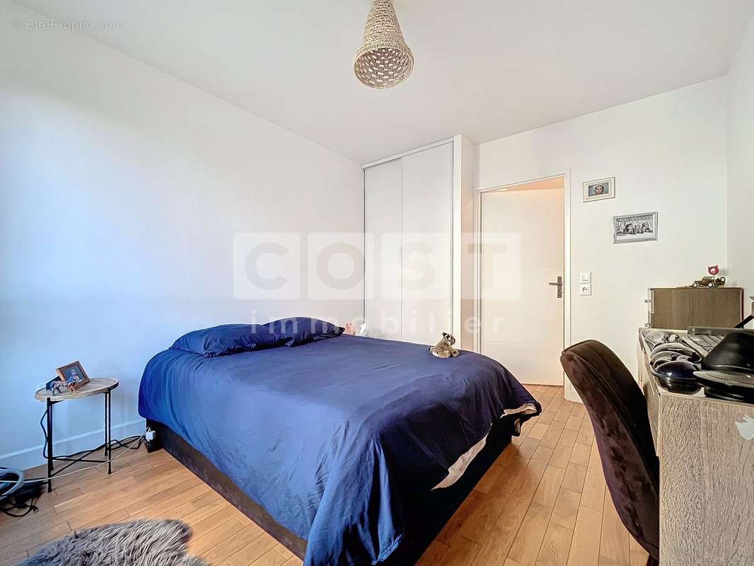 Appartement à COLOMBES