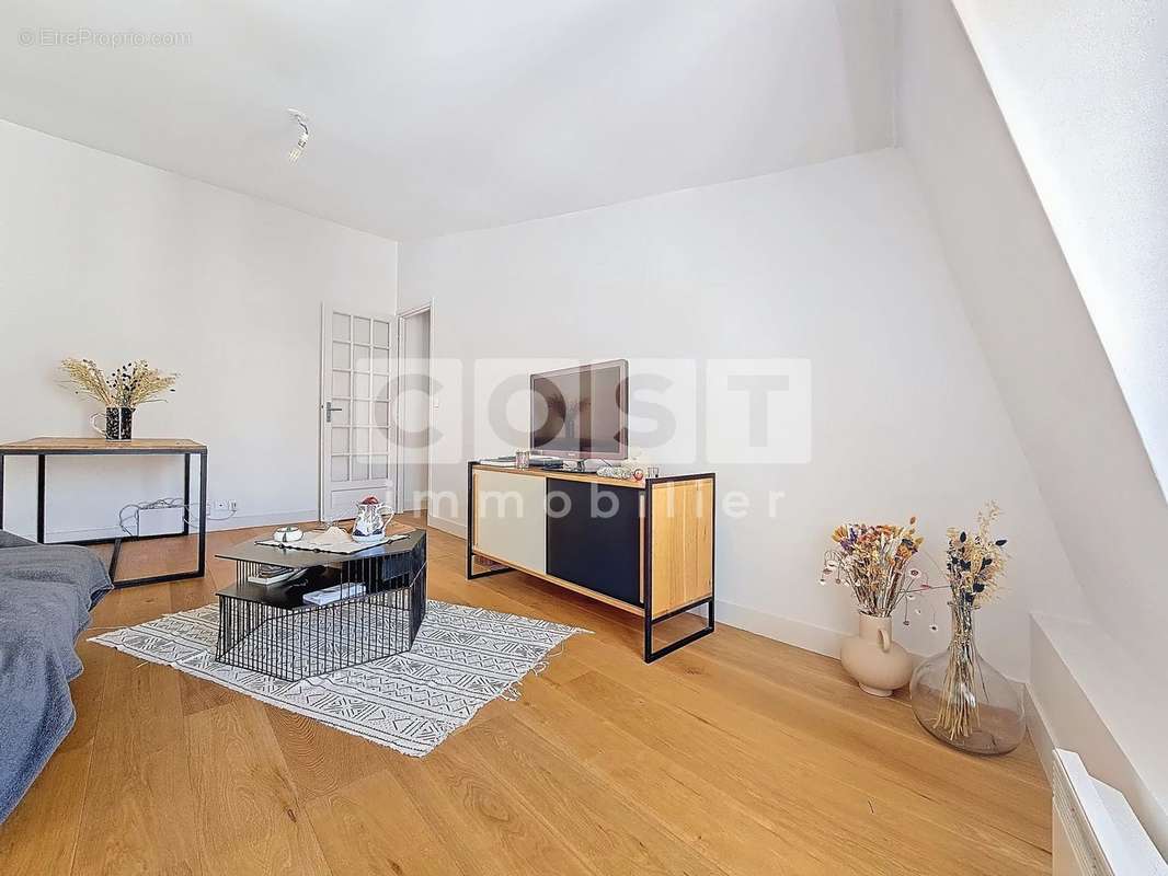 Appartement à ASNIERES-SUR-SEINE