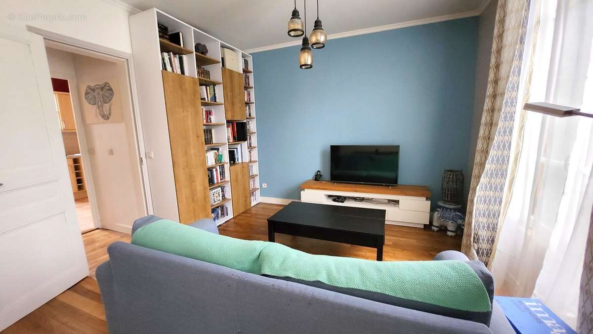 Appartement à IVRY-SUR-SEINE