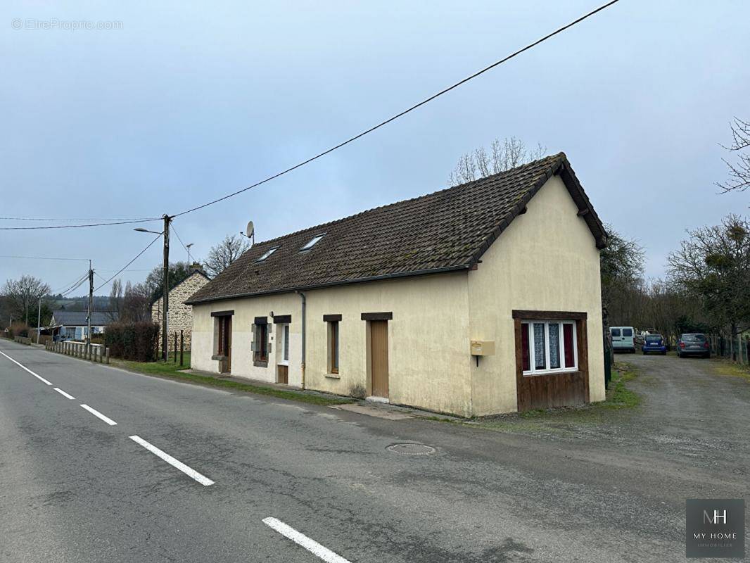 Maison à SAINT-PIERRE-DES-NIDS