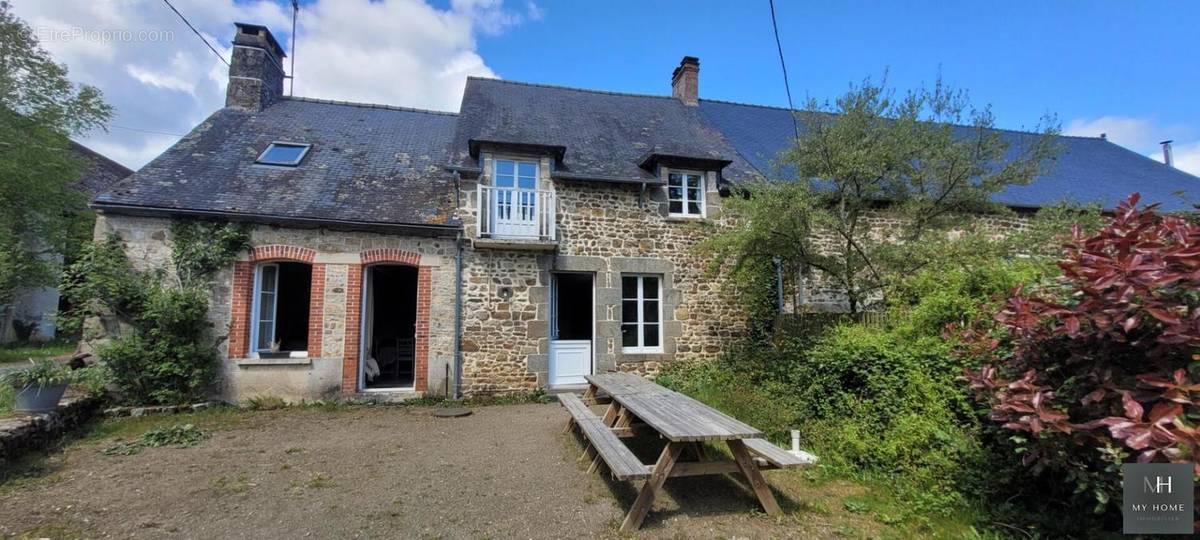 Maison à SAINT-PIERRE-DES-NIDS