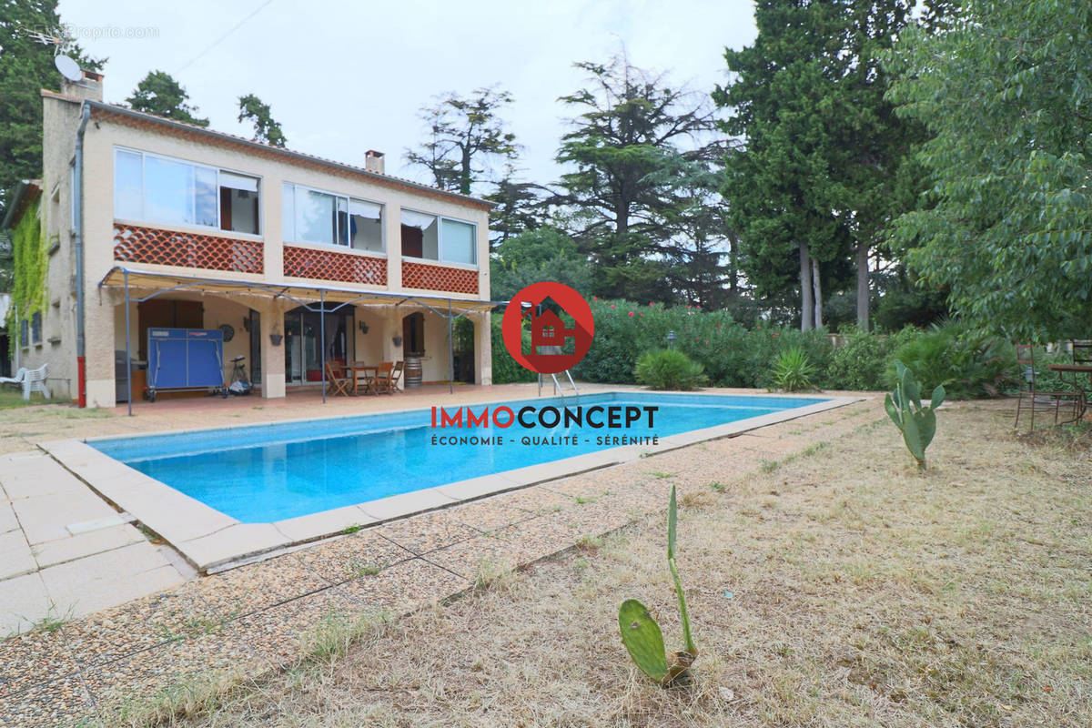 Maison à BAGNOLS-SUR-CEZE