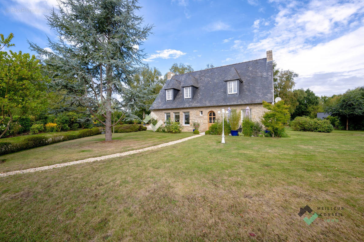 Maison à TREGUEUX