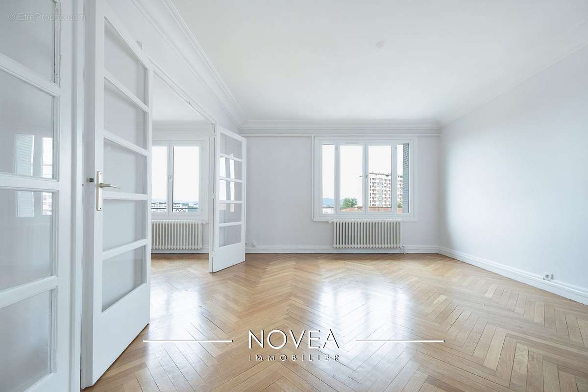 Appartement à LYON-4E