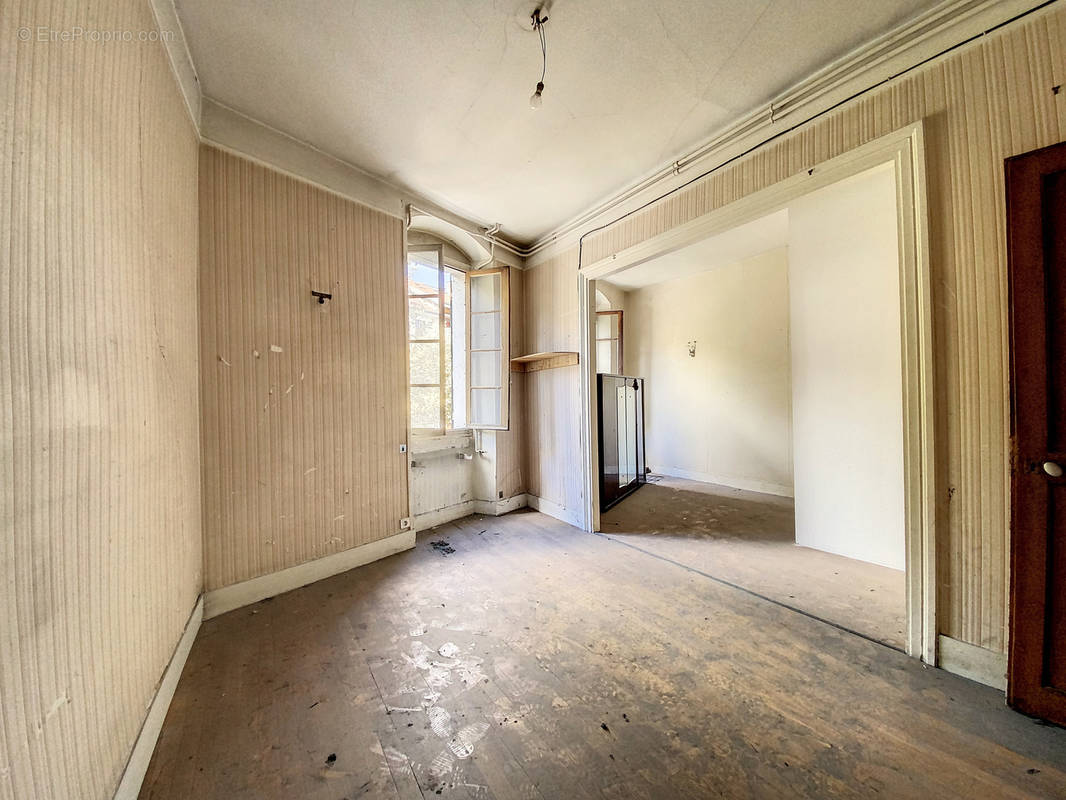 Appartement à AIX-LES-BAINS