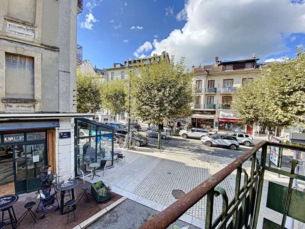 Appartement à AIX-LES-BAINS