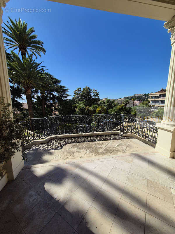 Appartement à MENTON