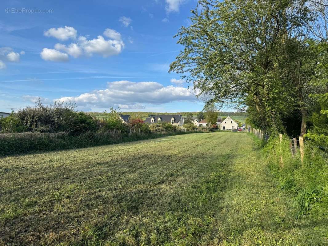 Terrain à PACY-SUR-EURE