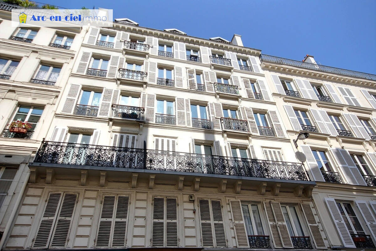 Appartement à PARIS-3E