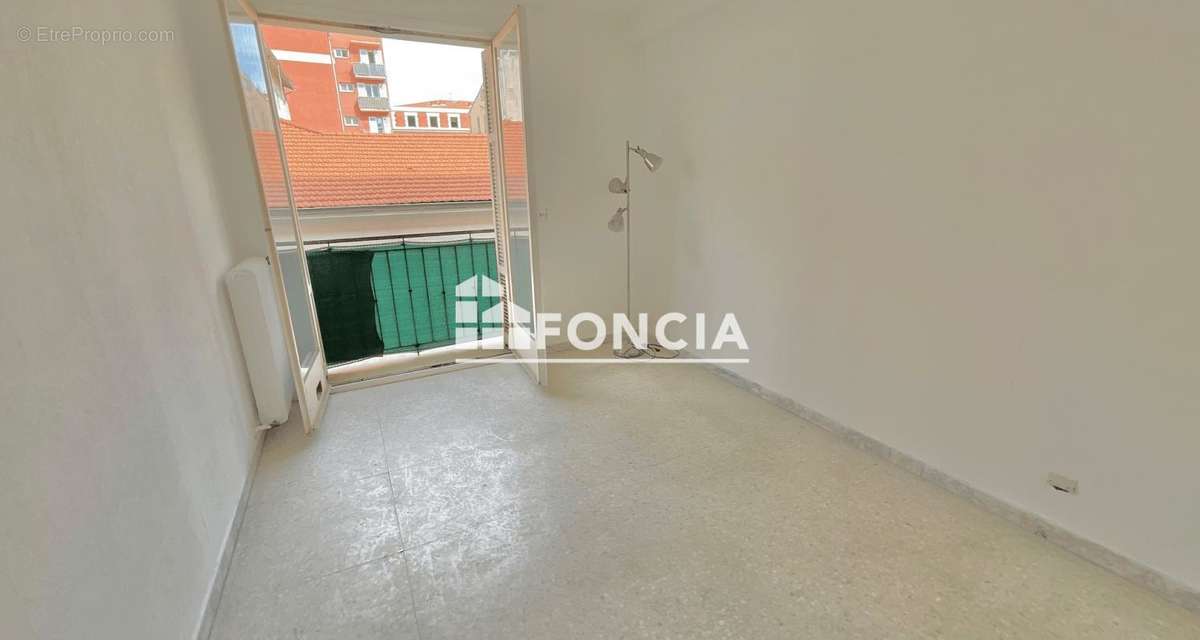 Appartement à MENTON