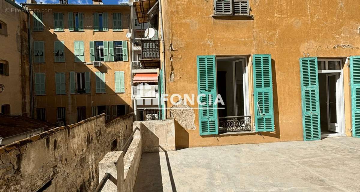 Appartement à MENTON