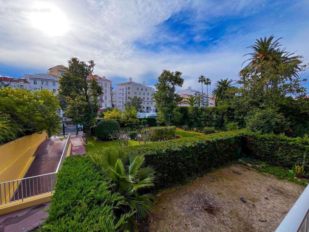 Appartement à CANNES