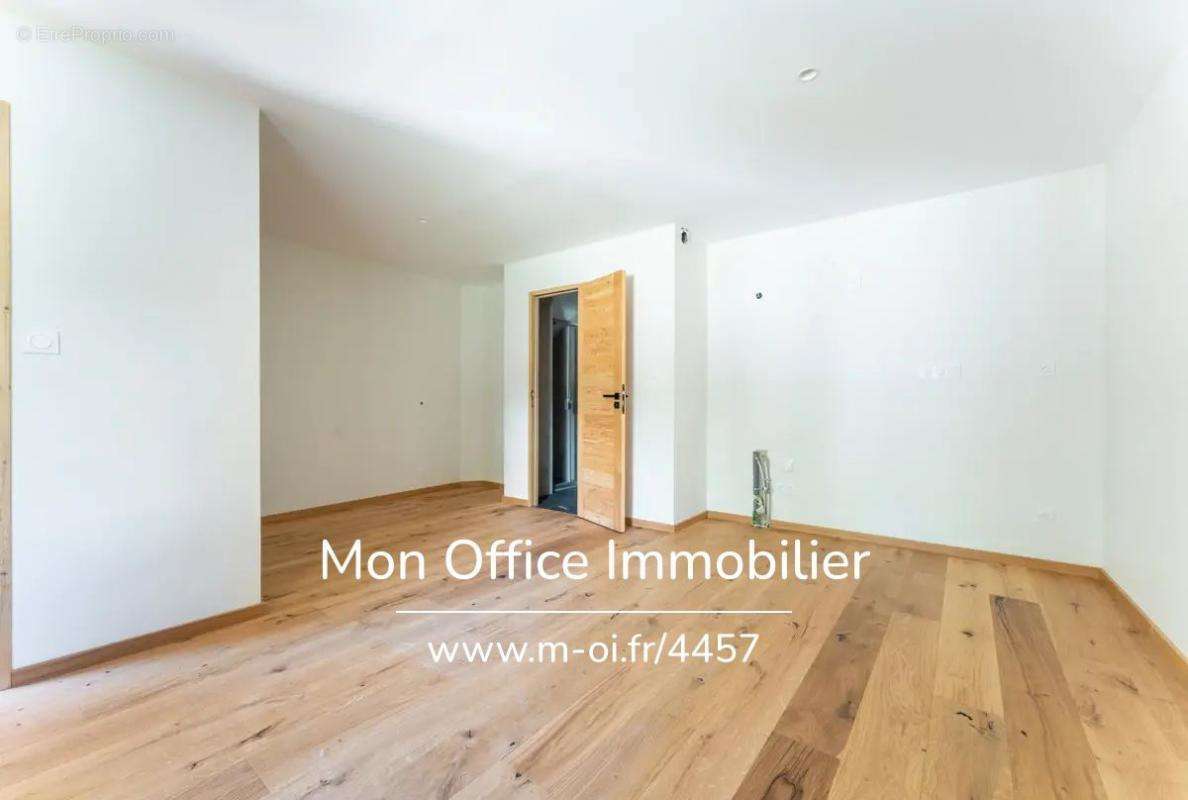 Appartement à LE MONETIER-LES-BAINS