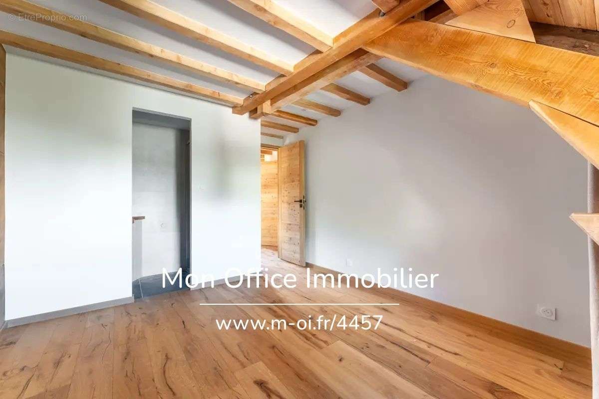 Appartement à LE MONETIER-LES-BAINS