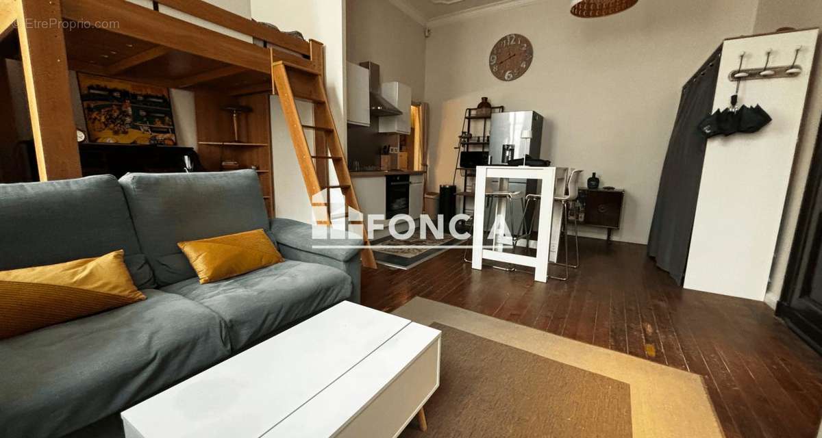 Appartement à BORDEAUX