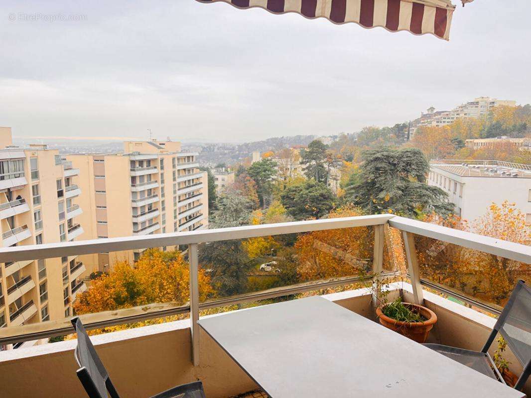 Appartement à LYON-5E