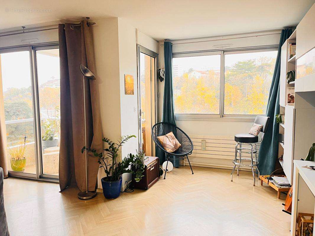 Appartement à LYON-5E