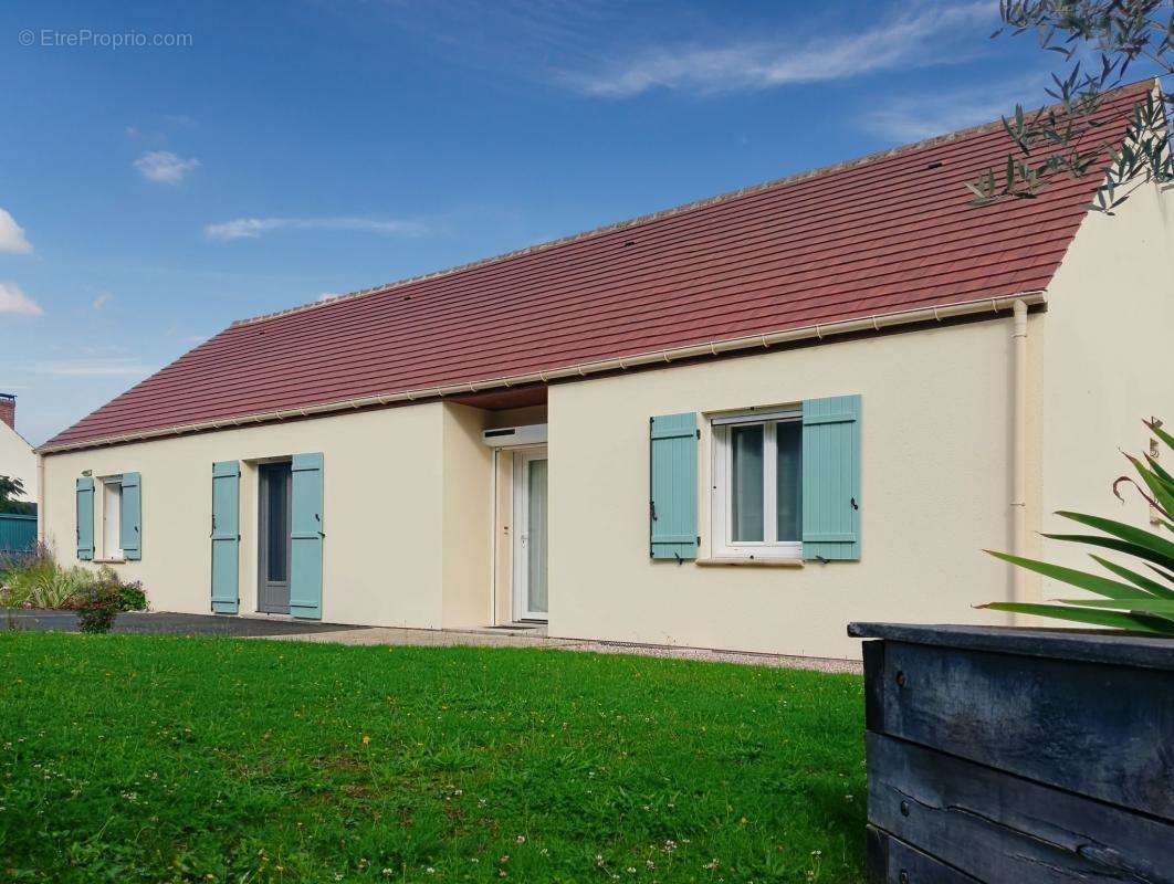 Maison à LA FERTE-SAINT-AUBIN