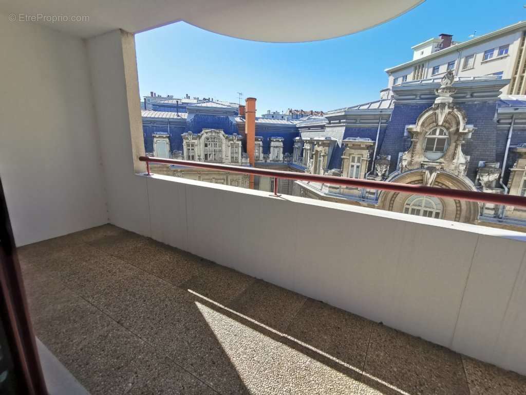 Appartement à LYON-7E