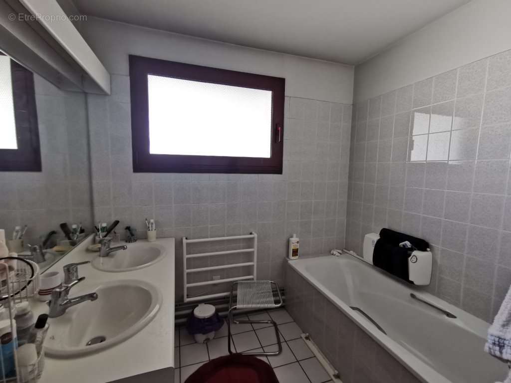 Appartement à LYON-7E