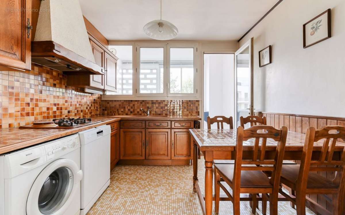 Appartement à SAINTE-FOY-LES-LYON