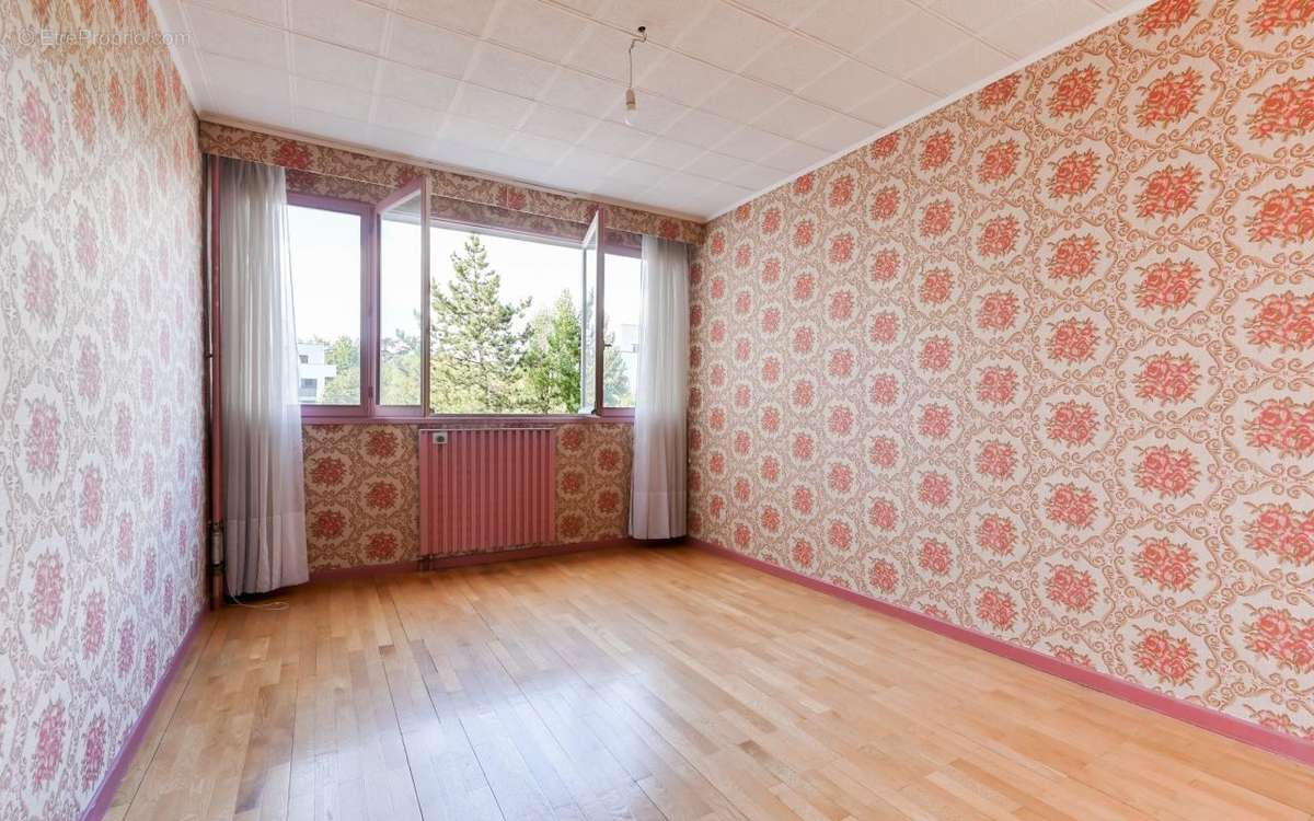 Appartement à SAINTE-FOY-LES-LYON