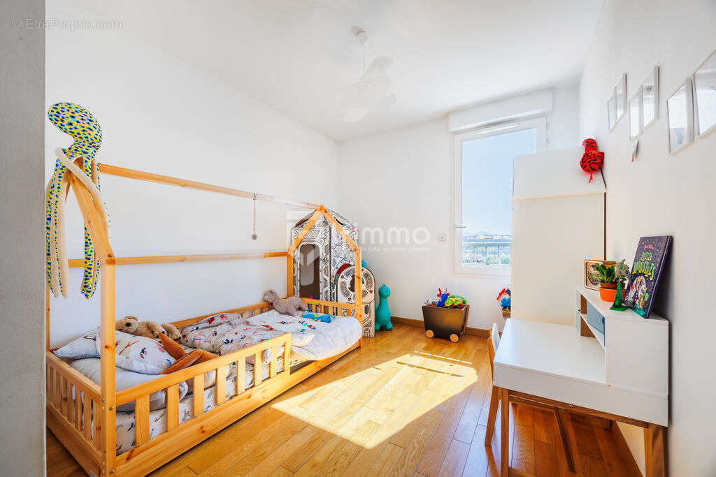 Appartement à MARSEILLE-12E