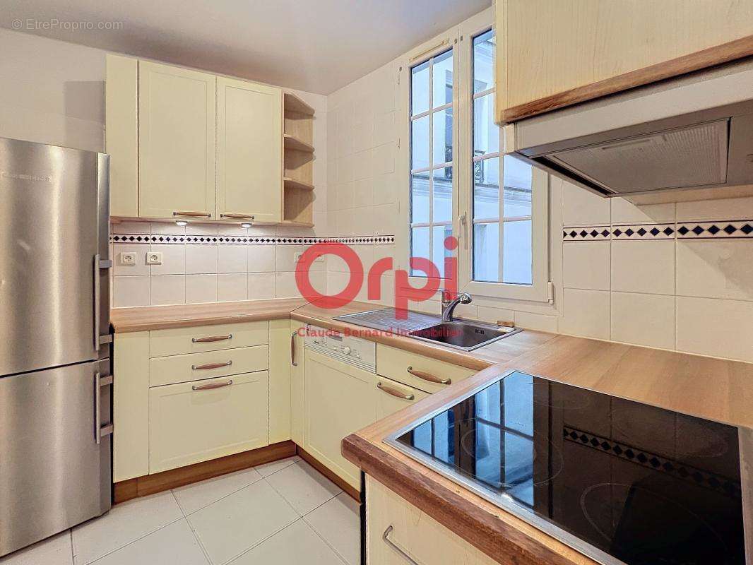 Appartement à PARIS-5E