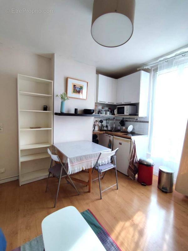 Appartement à PARIS-10E