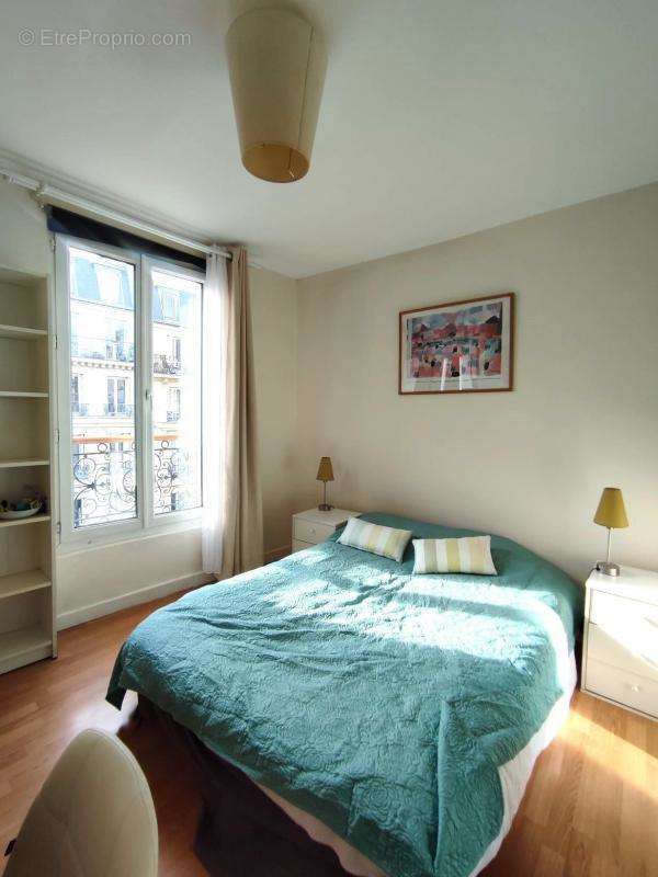 Appartement à PARIS-10E