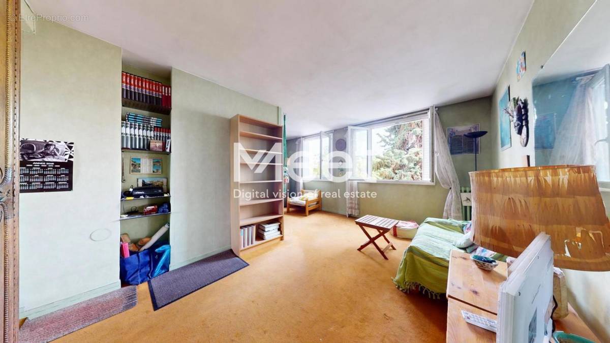 Appartement à IVRY-SUR-SEINE