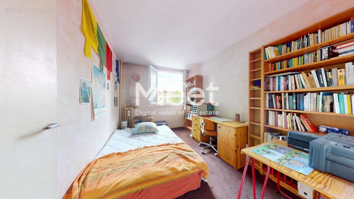 Appartement à IVRY-SUR-SEINE