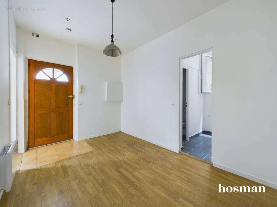 Appartement à PARIS-18E