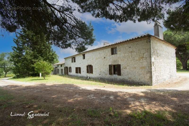 Maison à GAGEAC-ET-ROUILLAC