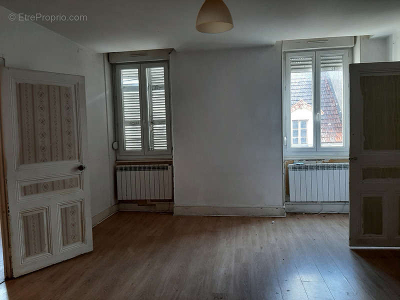 Appartement à GUEUGNON