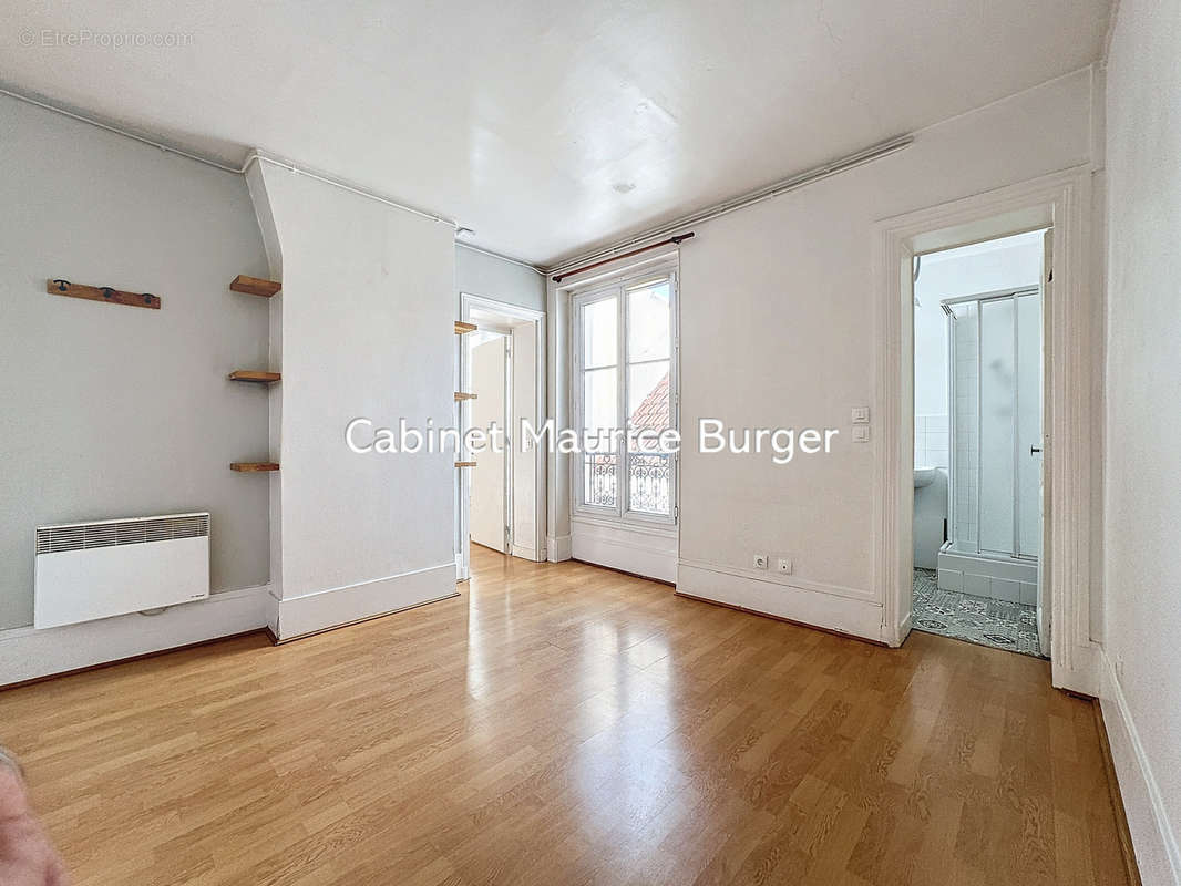 Appartement à PARIS-11E