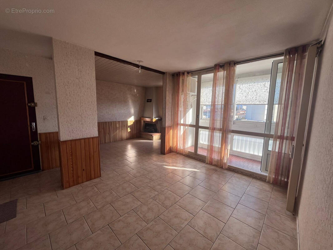 Appartement à MARIGNANE