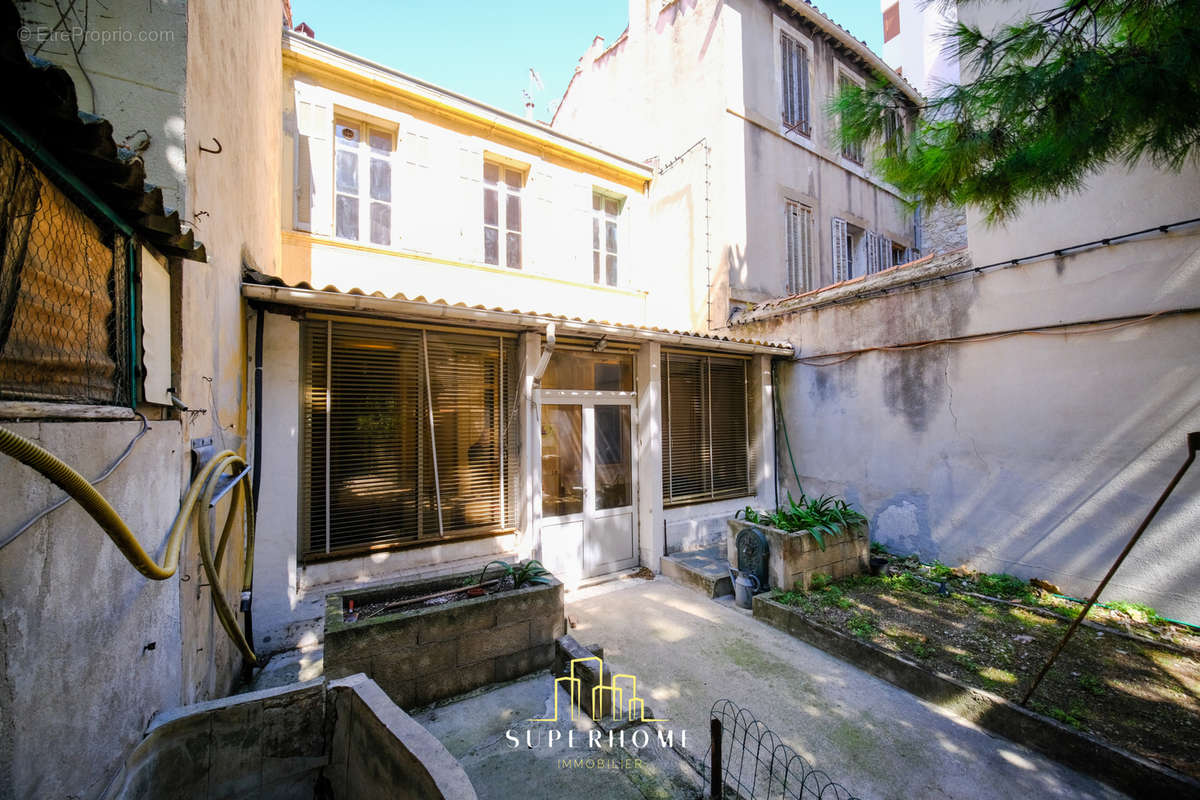 Maison à MARSEILLE-8E