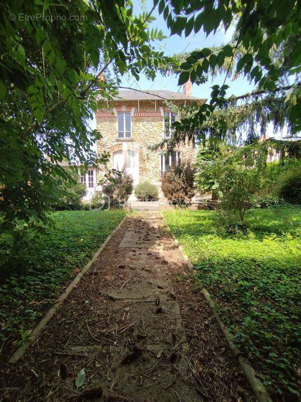 Maison à ANGERVILLE